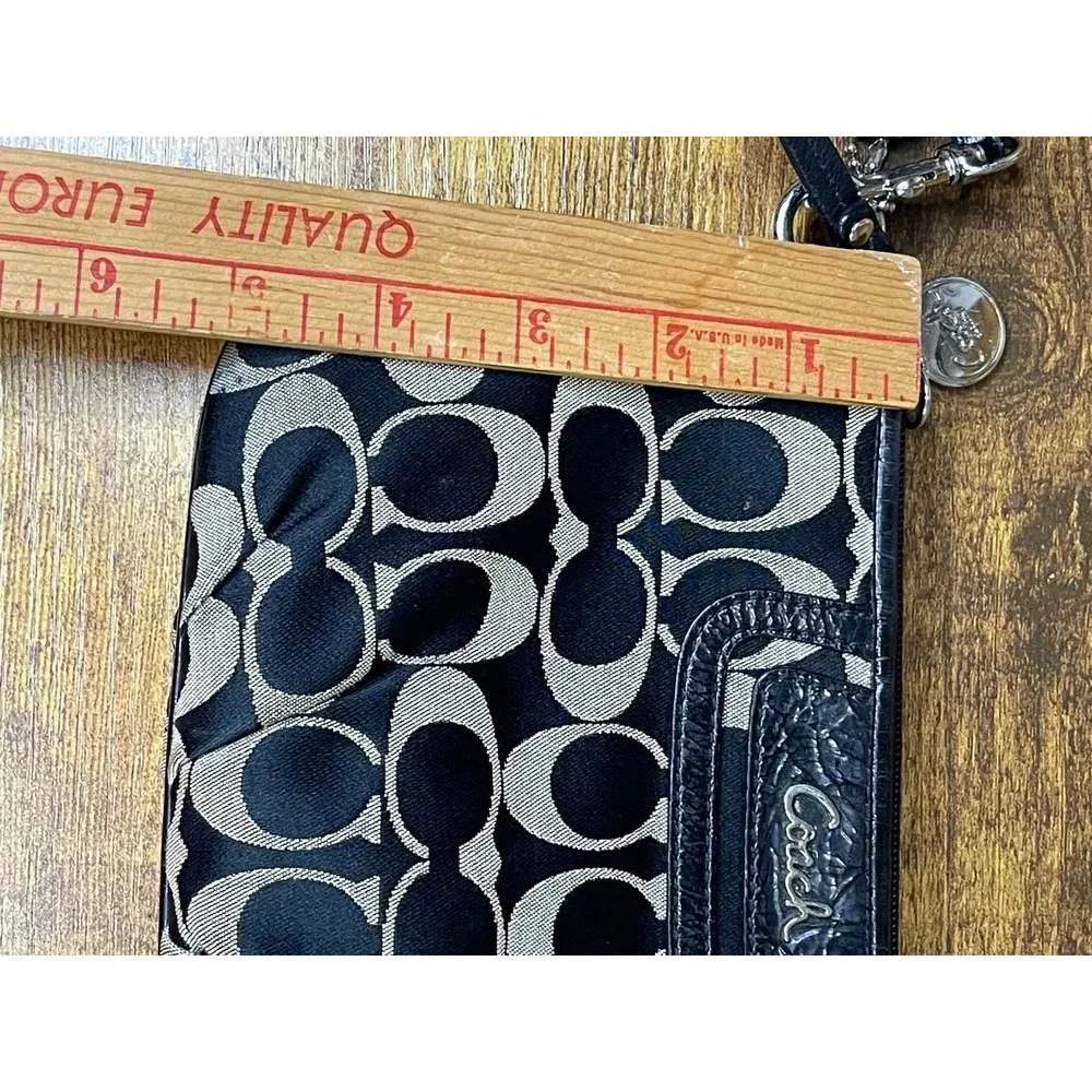 Coach Signature Satin‎ Wristlet Black and White Wristlet Wallet Bag